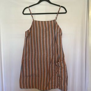 Super cute, size medium mini dress